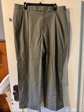 Men's Classic Pleated Dress Pants - Gray